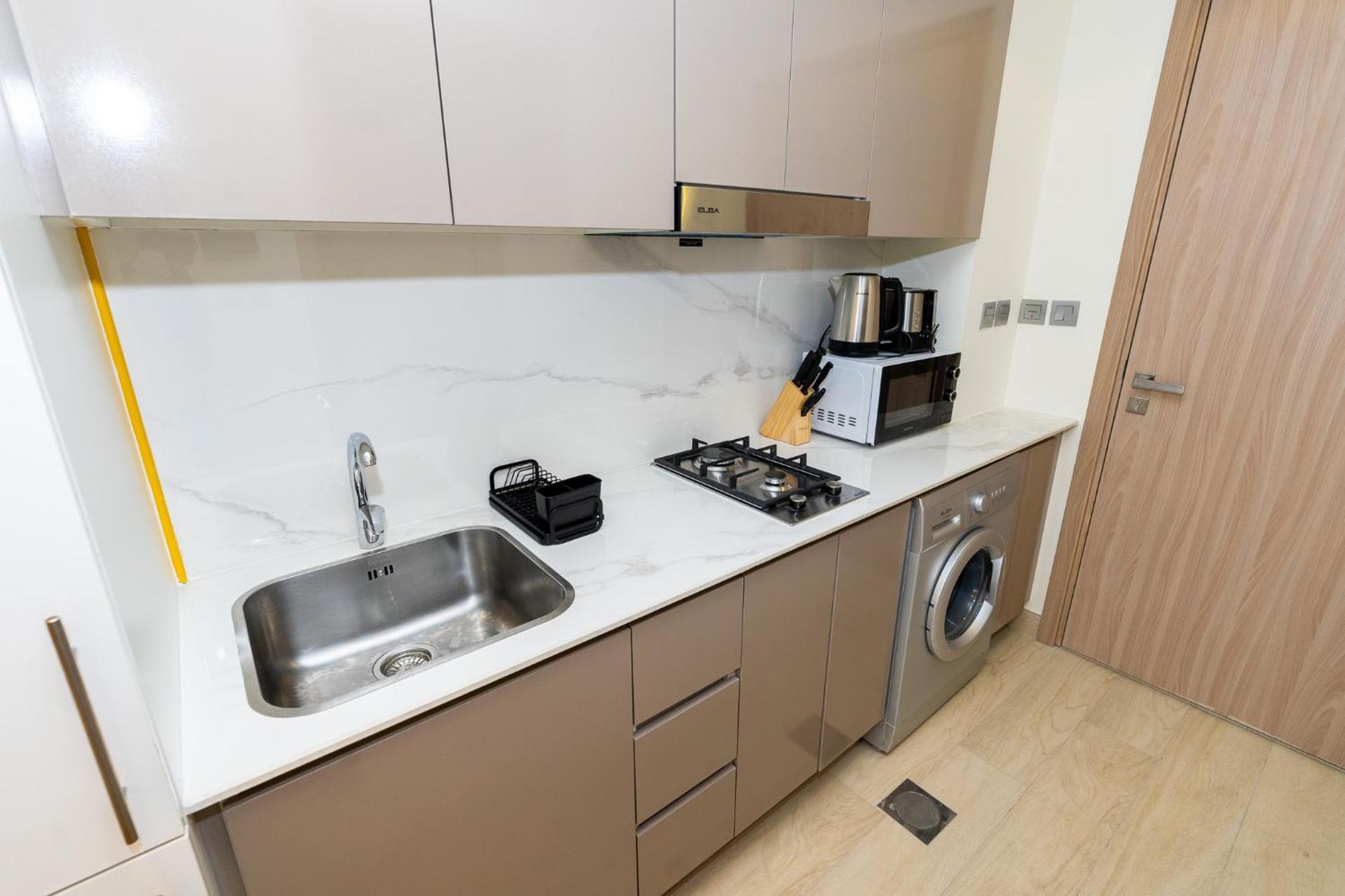Apartment Citihome- Elegant Retreat With Cozy Comfort *