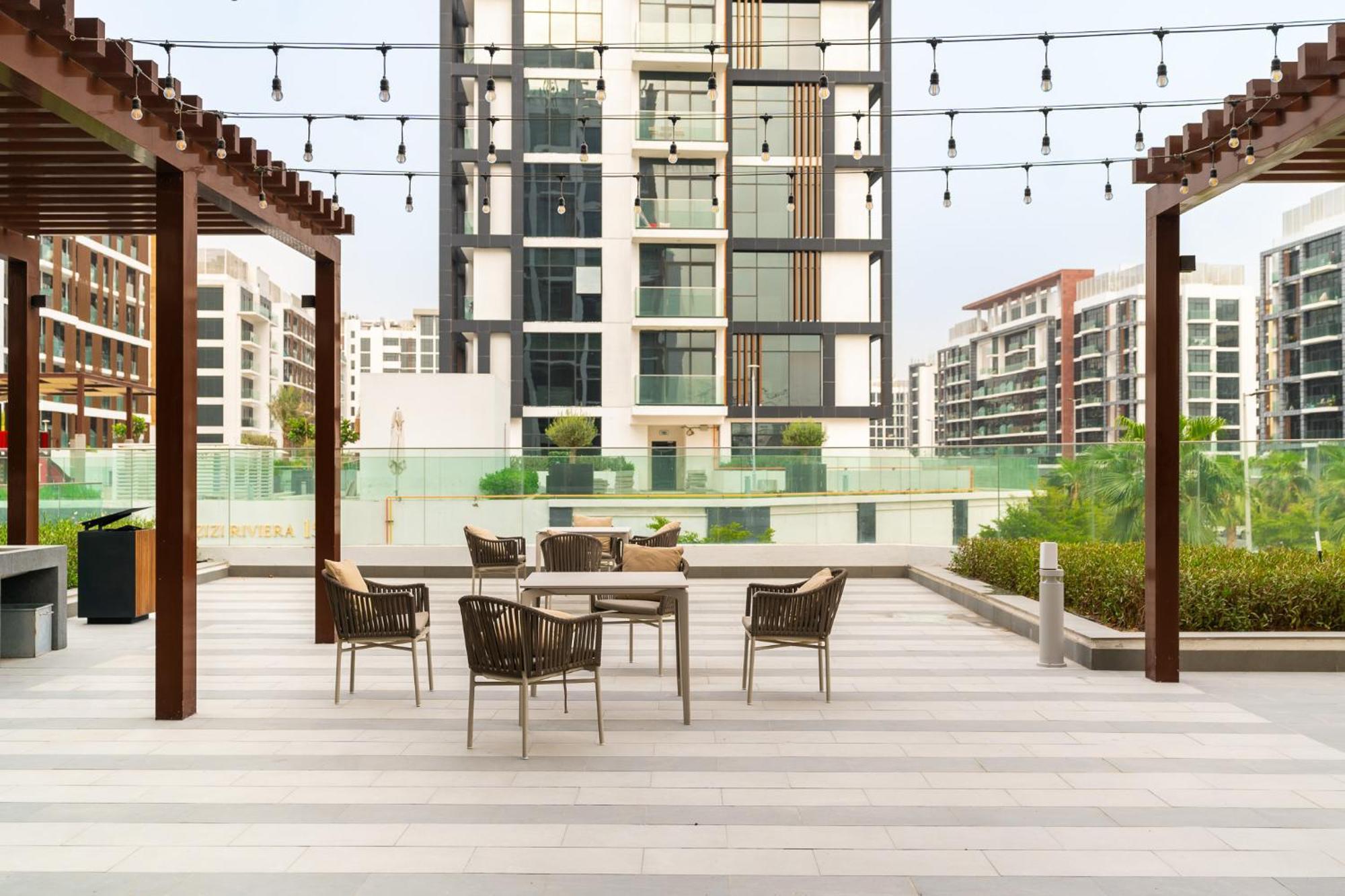 Citihome- Elegant Retreat With Cozy Comfort