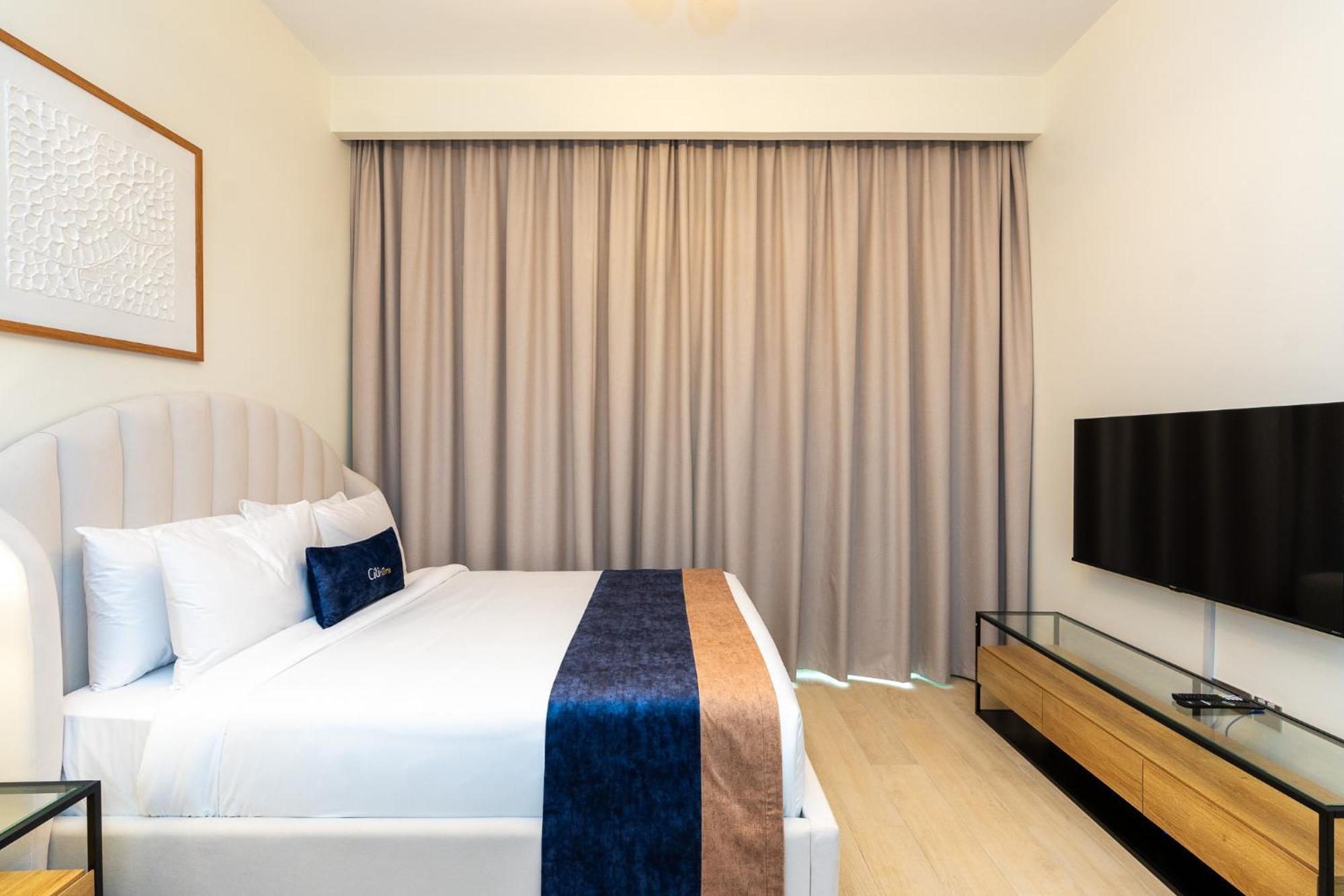 Citihome- Elegant Retreat With Cozy Comfort Dubai