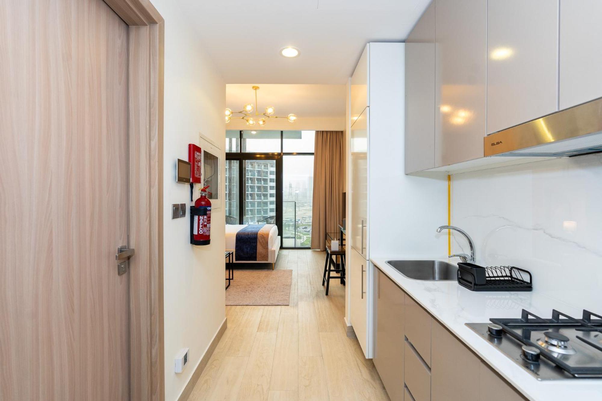 Citihome- Elegant Retreat With Cozy Comfort Apartment Dubai